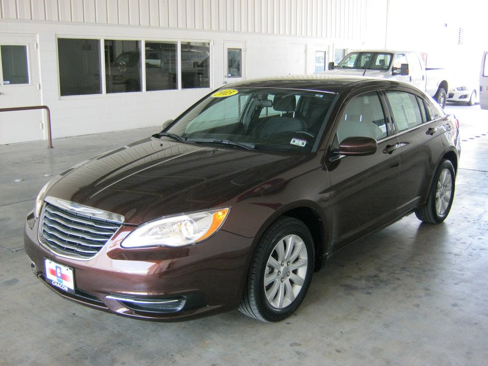 2013 Chrysler 200 Touring