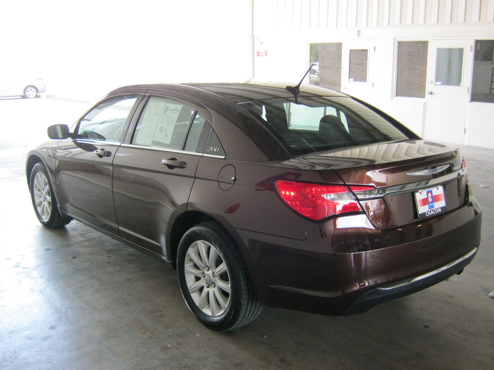 2013 Chrysler 200 Touring