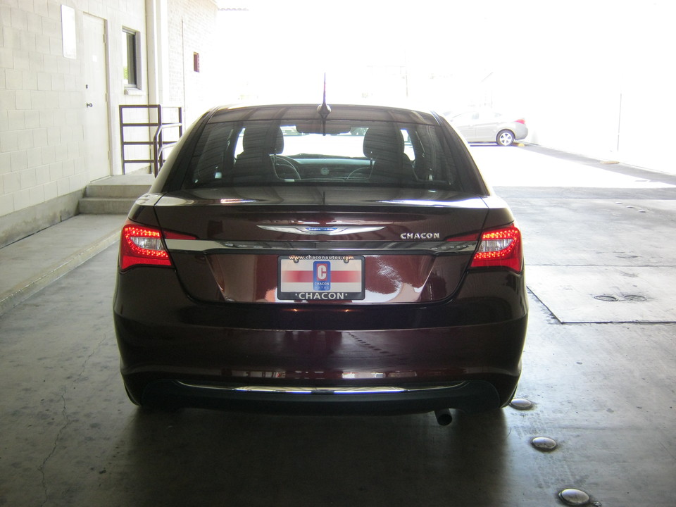 2013 Chrysler 200 Touring