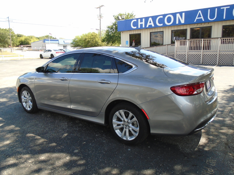 2015 Chrysler 200 Limited