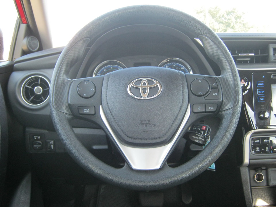 2017 Toyota Corolla SE CVT