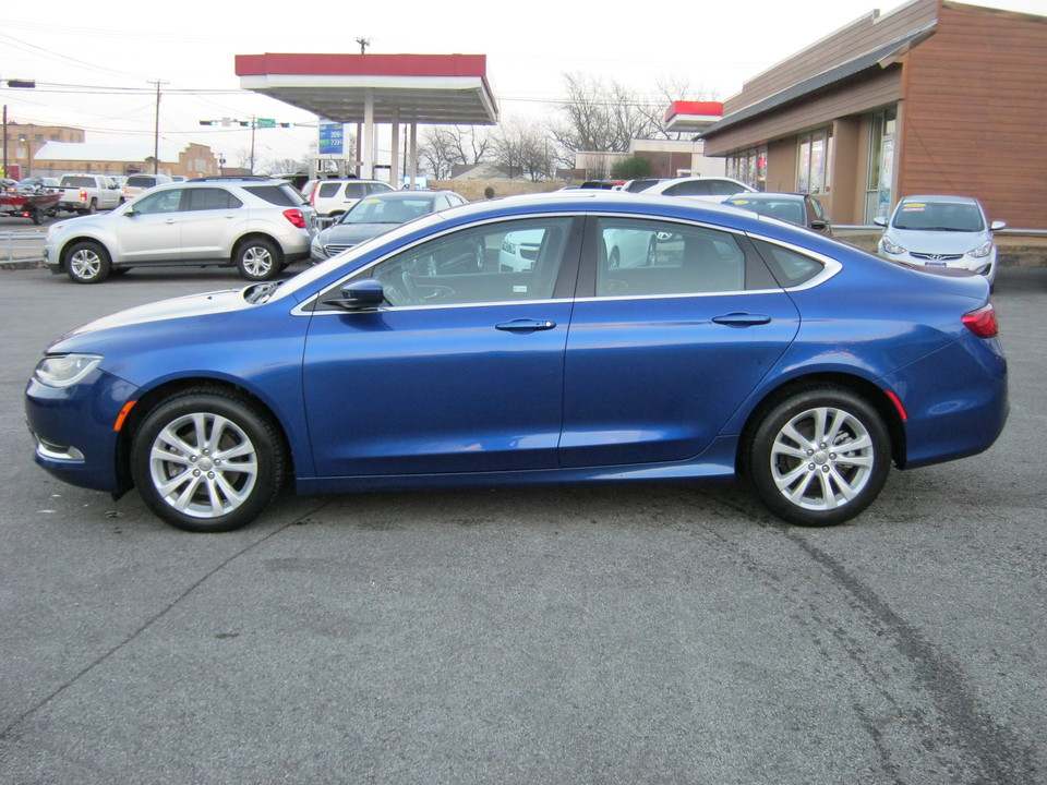 2015 Chrysler 200 Limited