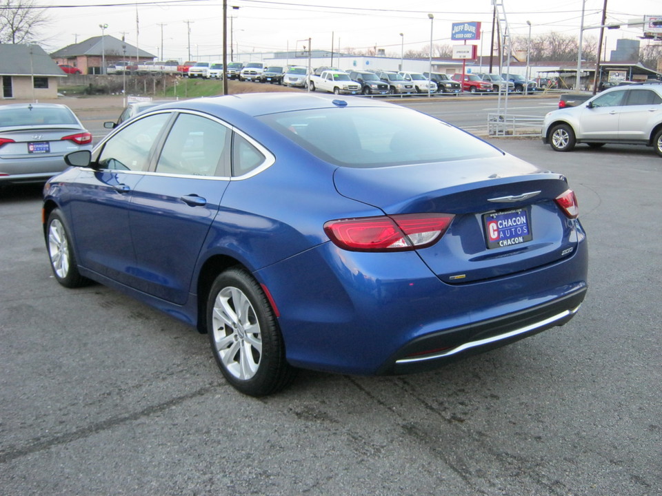 2015 Chrysler 200 Limited