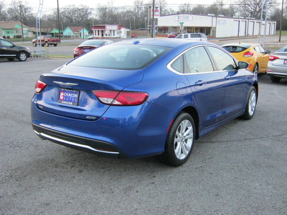 2015 Chrysler 200 Limited