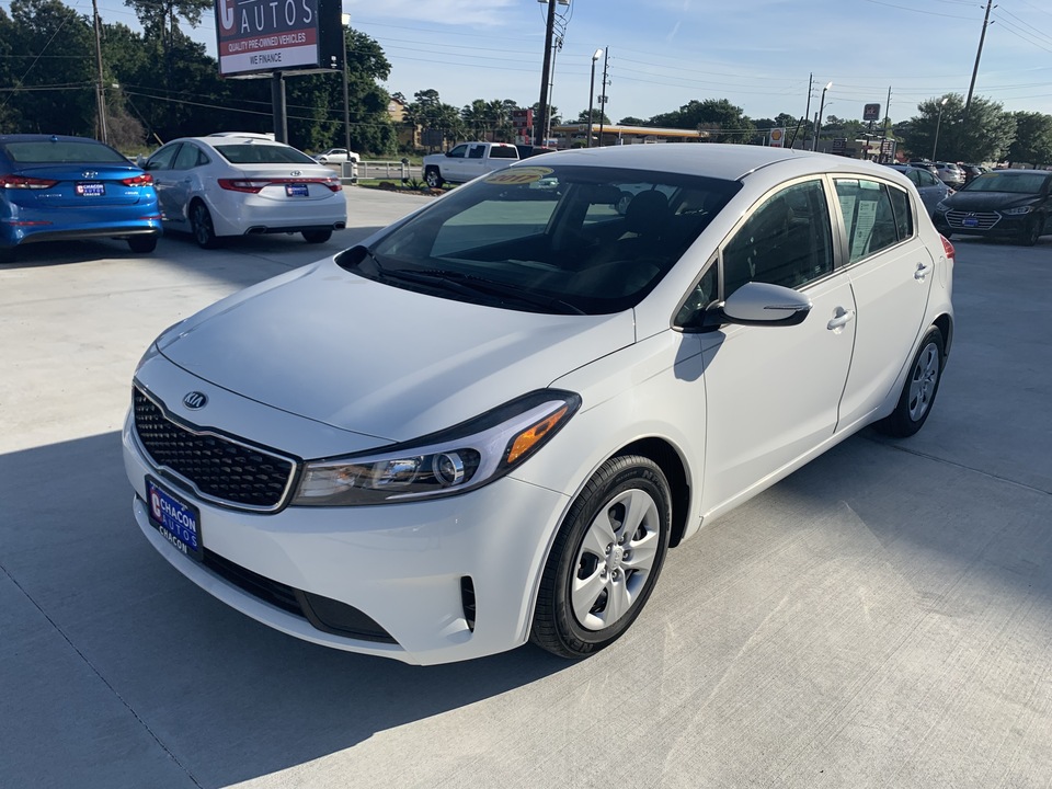 2017 Kia Forte 5-Door LX