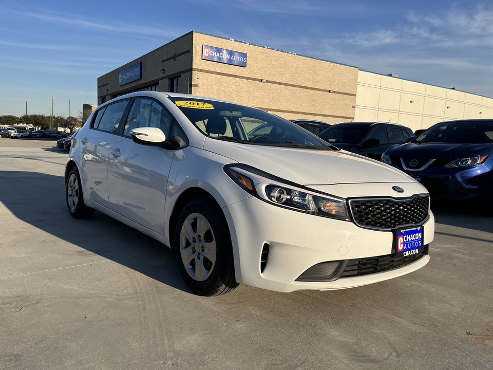 2017 Kia Forte 5-Door LX