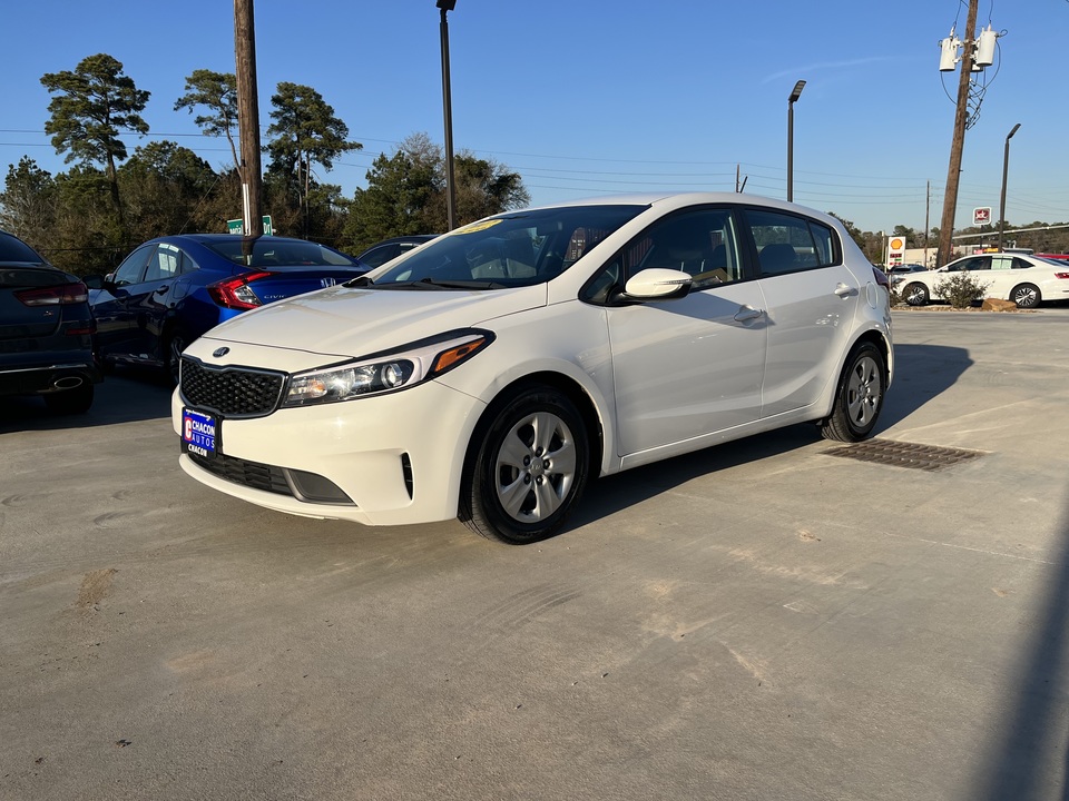 2017 Kia Forte 5-Door LX