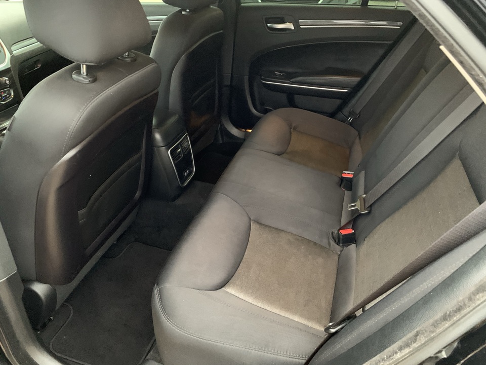 2019 Chrysler 300 Touring