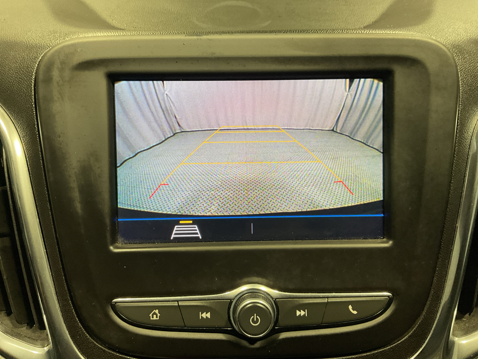 2020 Chevrolet Equinox LS 2WD