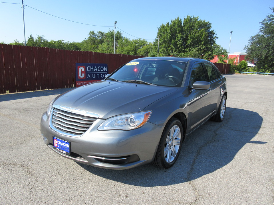 2013 Chrysler 200 Touring