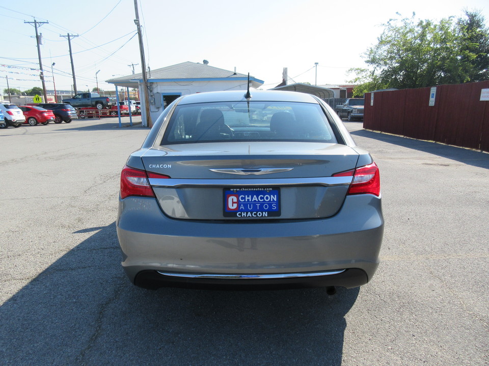 2013 Chrysler 200 Touring