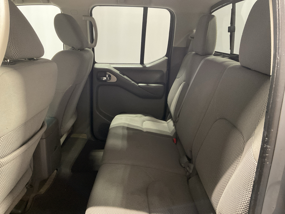 2017 Nissan Frontier S Crew Cab 5AT 2WD