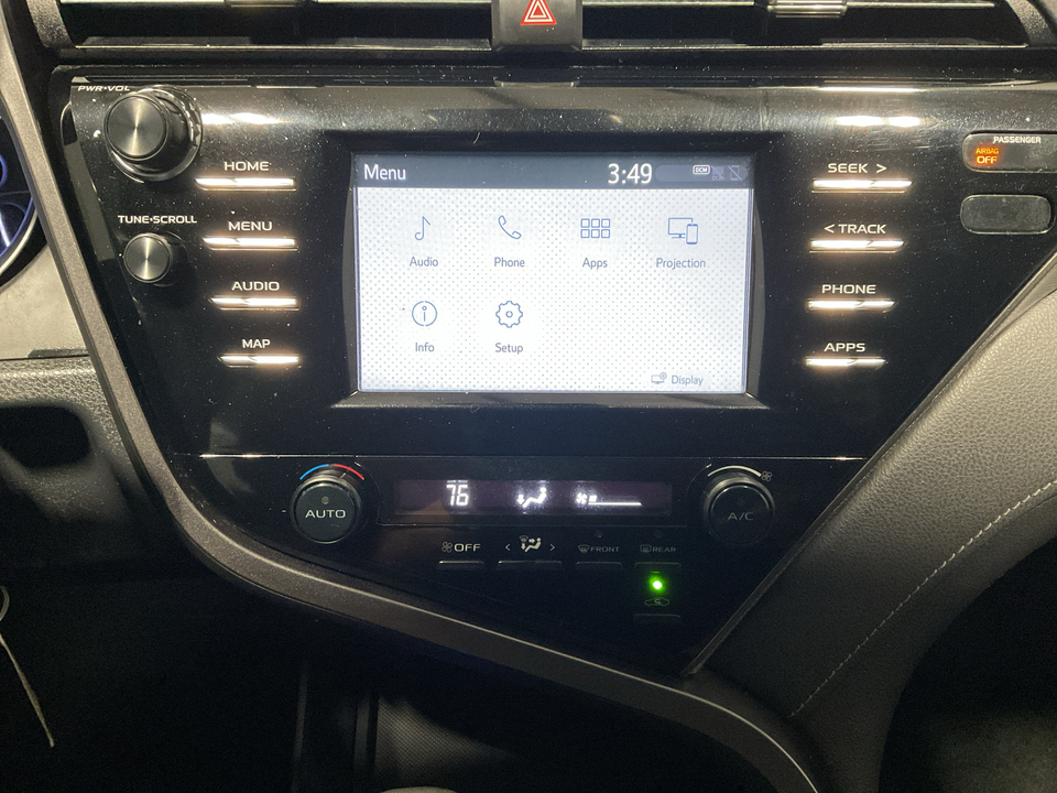 2019 Toyota Camry SE