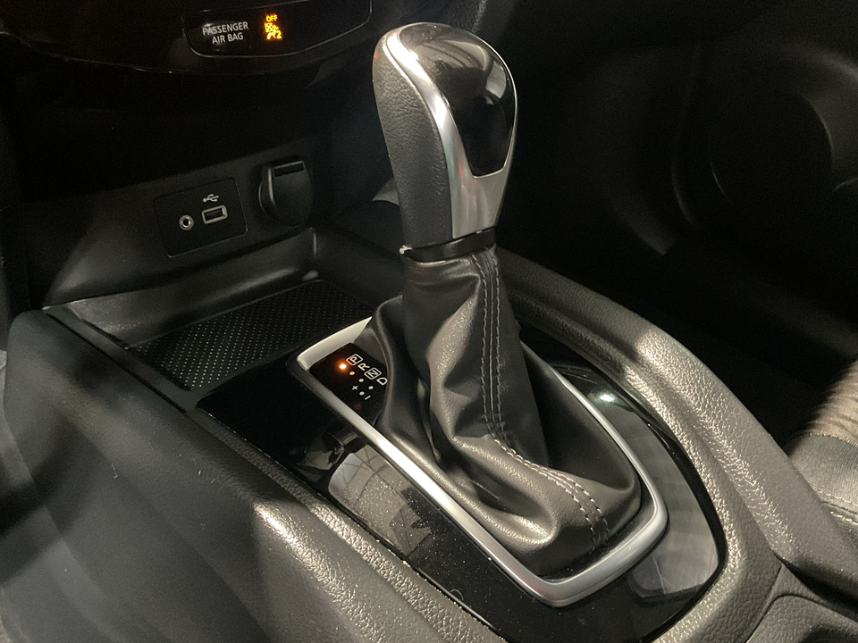 2019 Nissan Rogue S 2WD