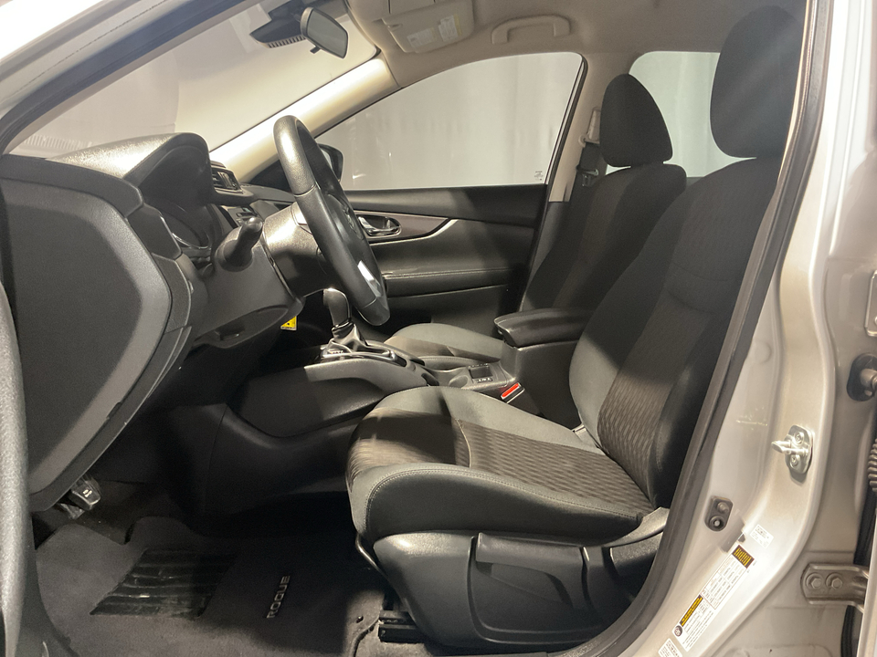 2019 Nissan Rogue S 2WD