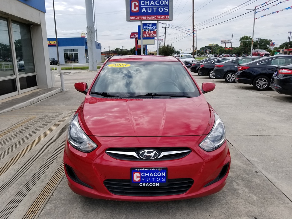2014 Hyundai Accent GLS 4-Door