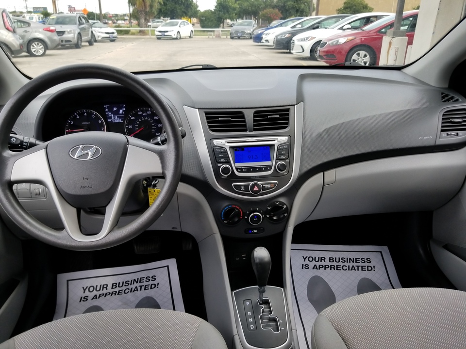 2014 Hyundai Accent GLS 4-Door