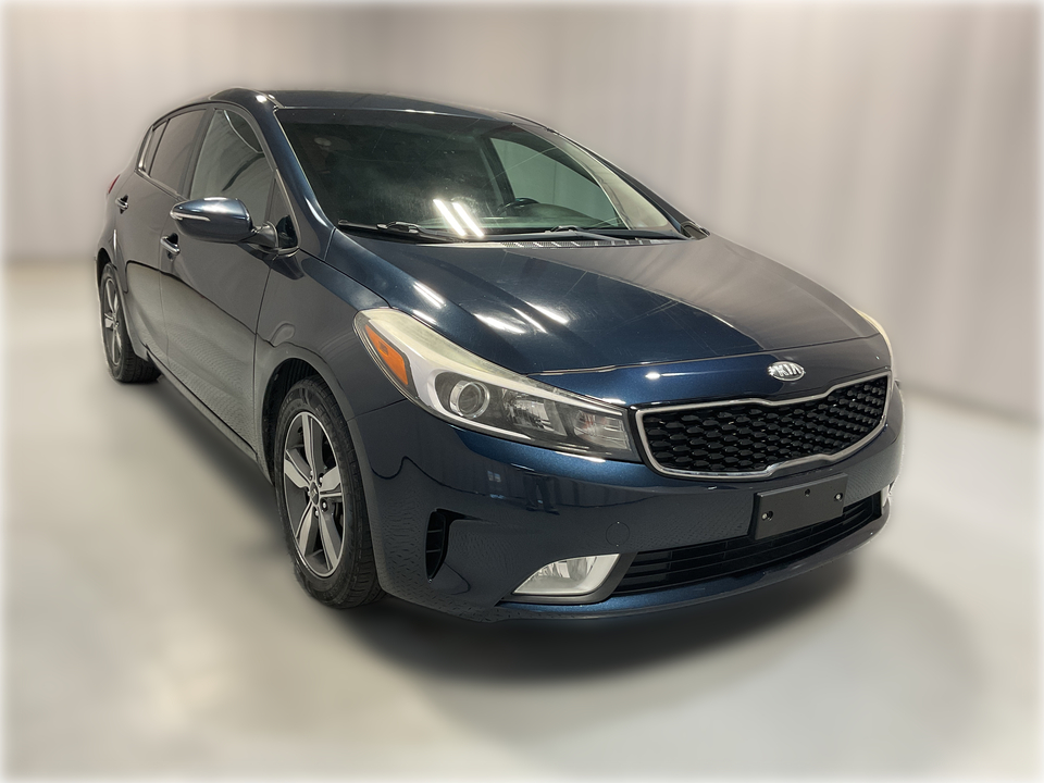2018 Kia Forte 5-Door LX