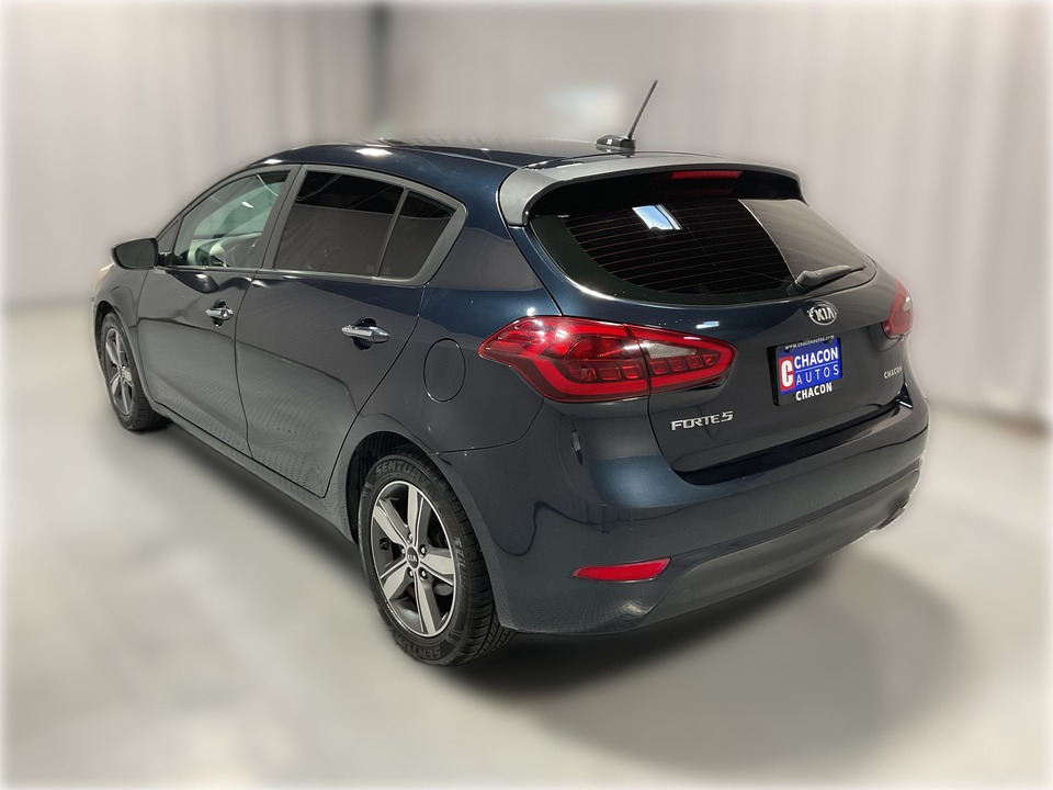 2018 Kia Forte 5-Door LX