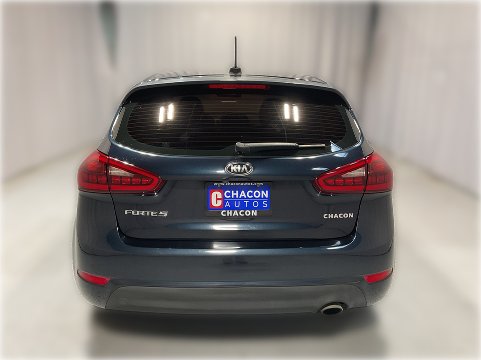 2018 Kia Forte 5-Door LX