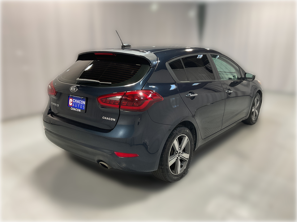 2018 Kia Forte 5-Door LX