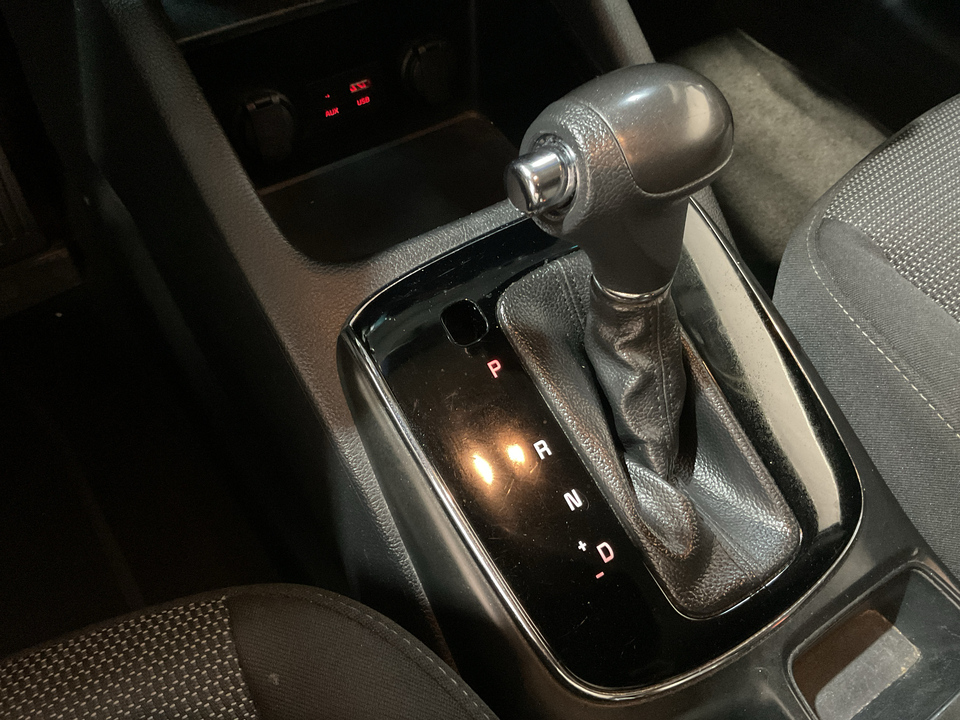 2018 Kia Forte 5-Door LX