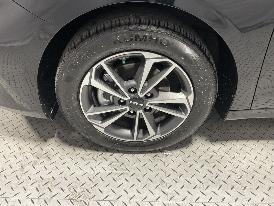 2024 Kia Forte LX