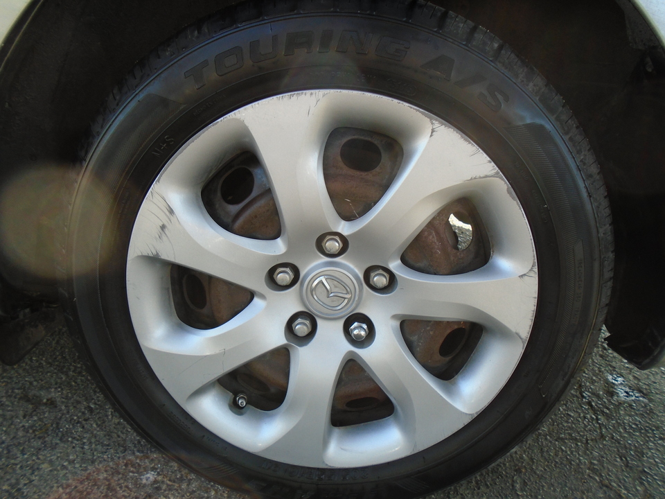 2013 Mazda MAZDA3 i Sport 4-Door