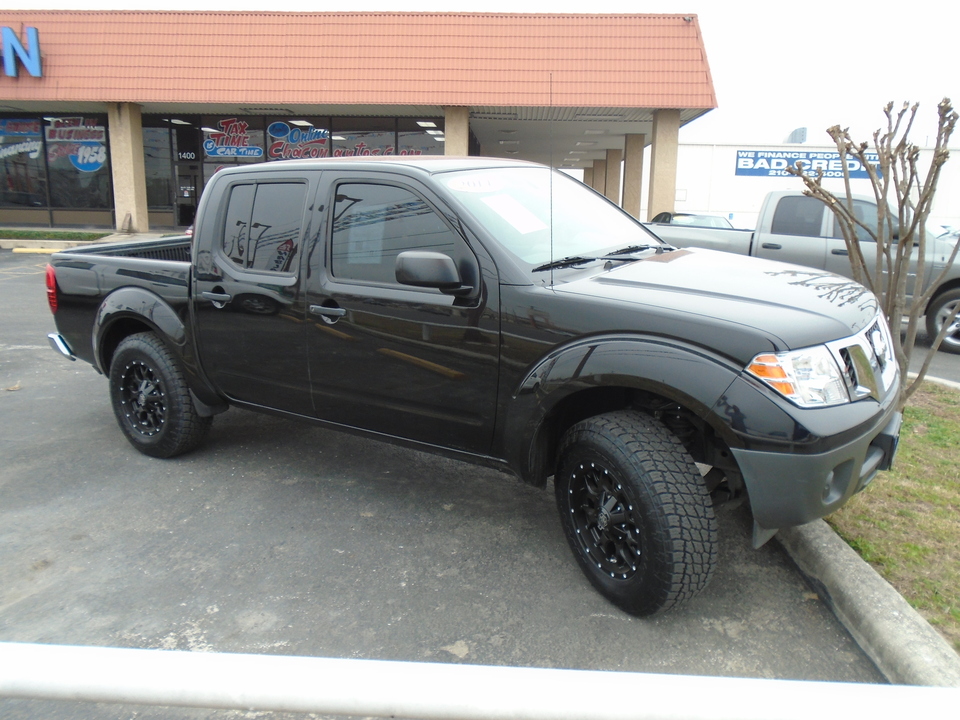 Used 2014 Nissan Frontier S Crew Cab 5AT 2WD for Sale - Chacon Autos