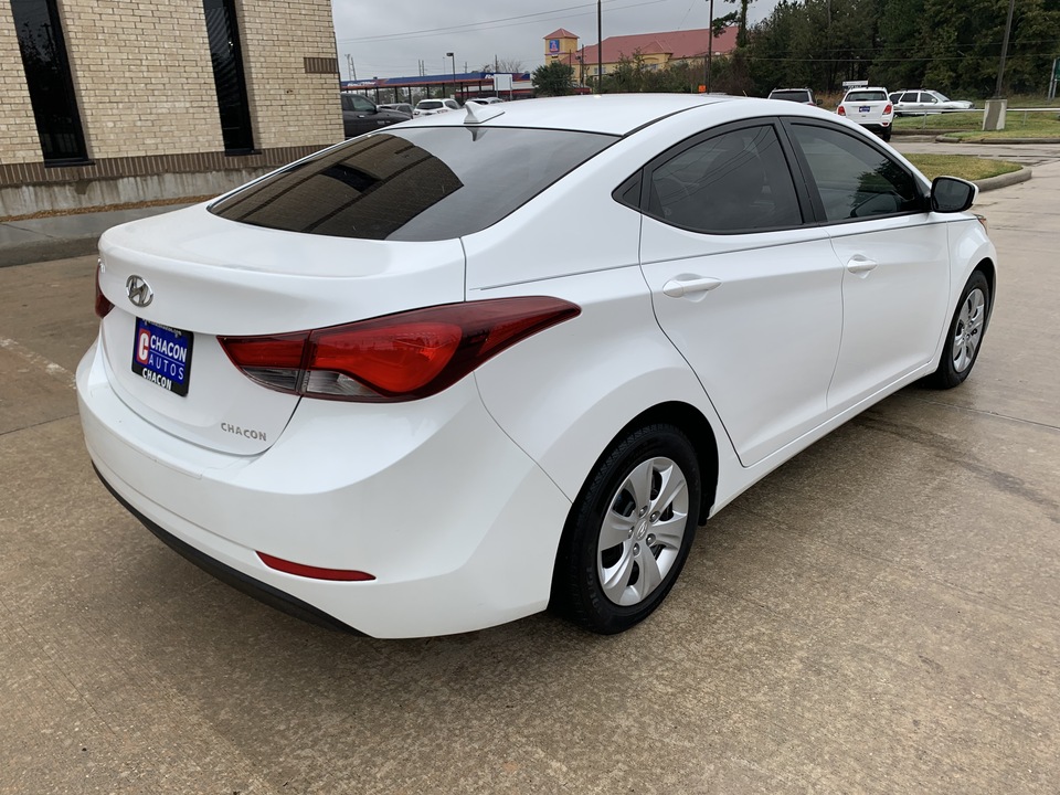 2016 Hyundai Elantra SE 6AT