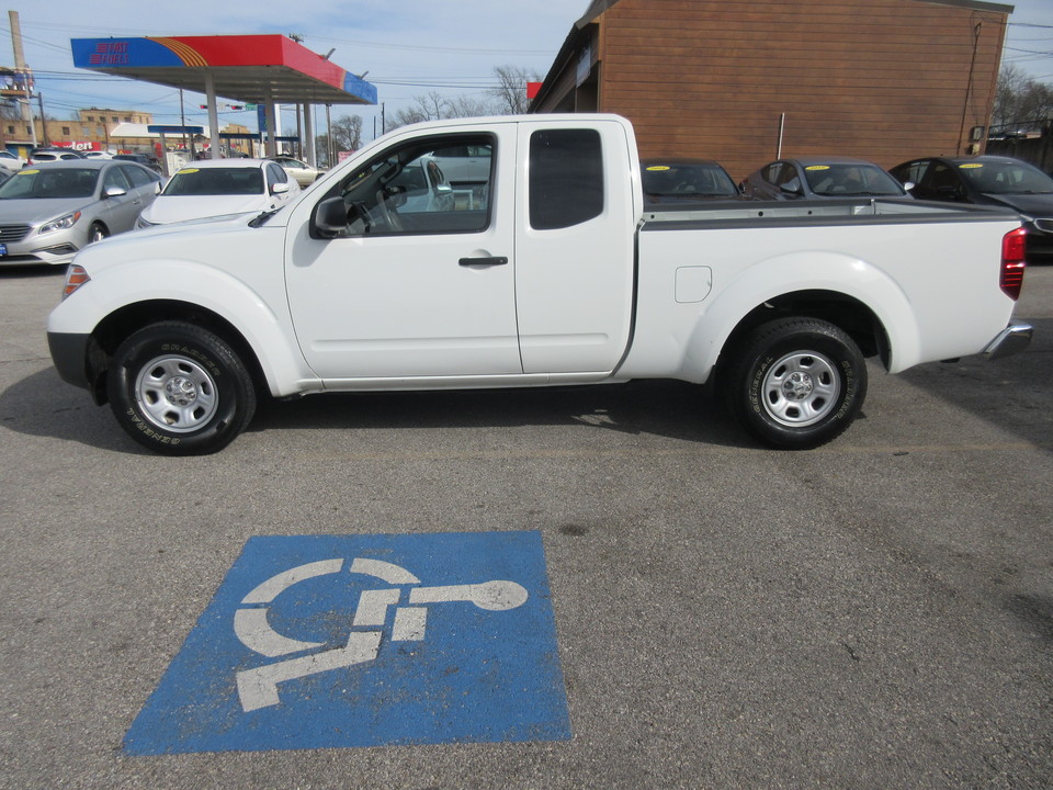 2016 Nissan Frontier S King Cab I4 5AT 2WD