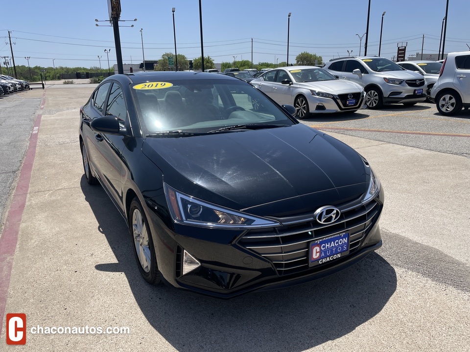 Used 2019 Hyundai Elantra in Arlington, TX ( C782101 ) | Chacon Autos