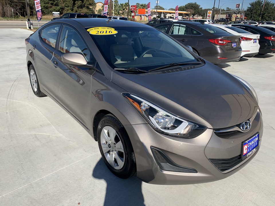 2016 Hyundai Elantra SE 6AT