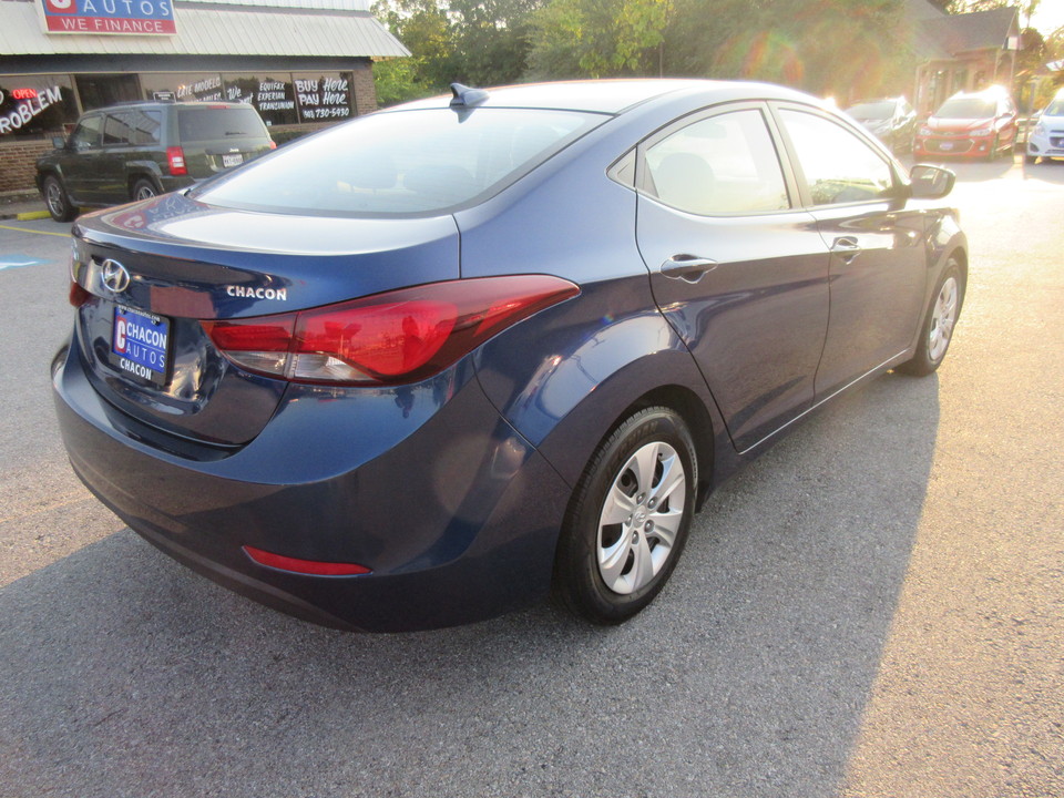2016 Hyundai Elantra SE 6AT