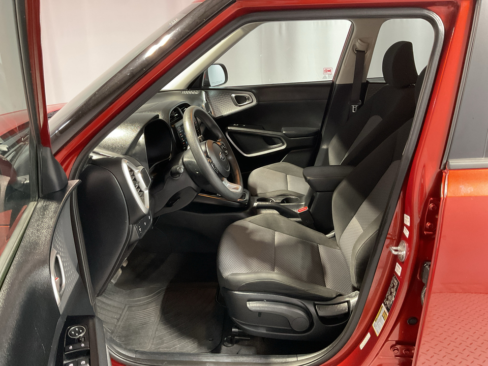 2021 Kia Soul LX CVT