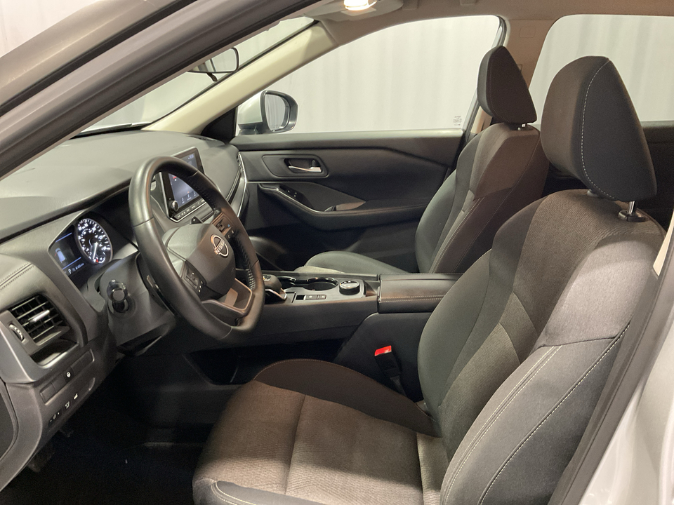 2025 Nissan Rogue SV AWD