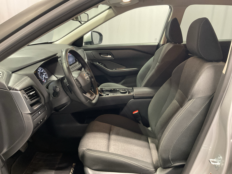 2025 Nissan Rogue SV AWD