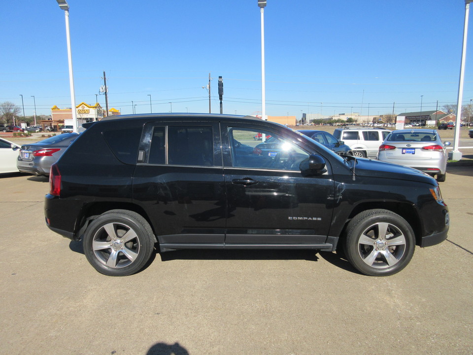 2016 Jeep Compass Latitude FWD