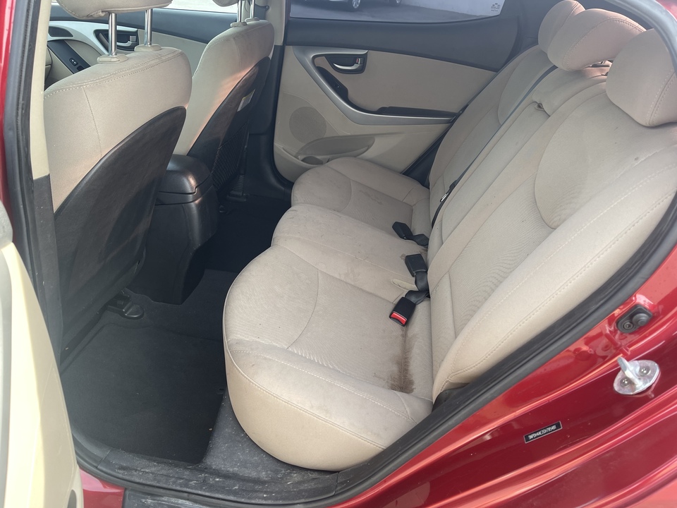 2016 Hyundai Elantra SE 6AT