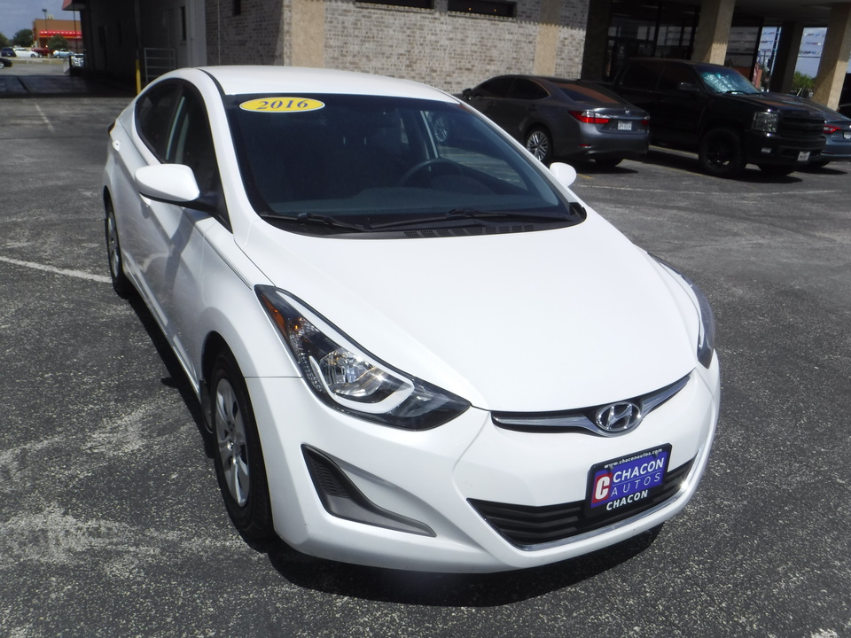 2016 Hyundai Elantra SE 6AT