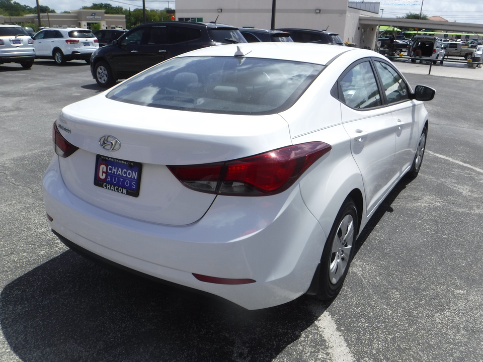 2016 Hyundai Elantra SE 6AT