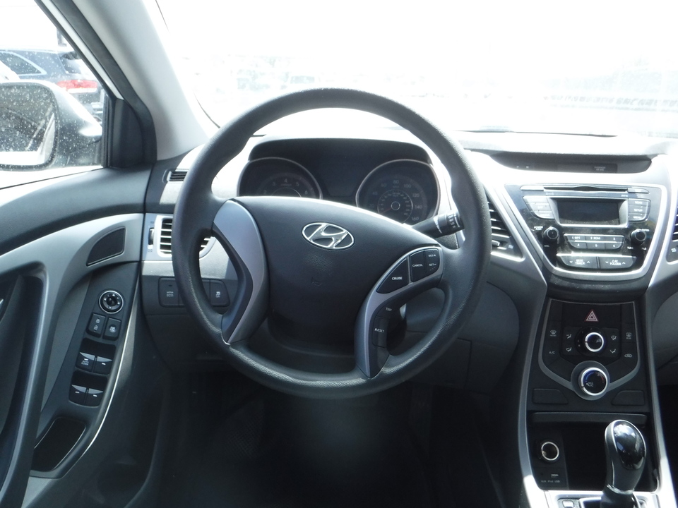 2016 Hyundai Elantra SE 6AT