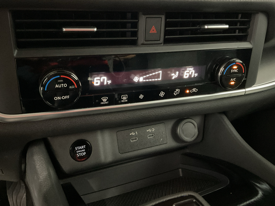 2025 Nissan Rogue SV