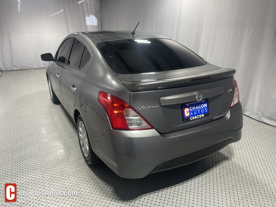2019 Nissan Versa 1.6 SV Sedan