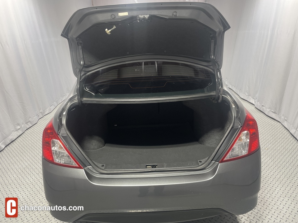 2019 Nissan Versa 1.6 SV Sedan