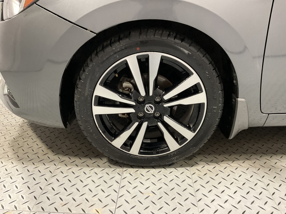 2020 Nissan Versa S CVT