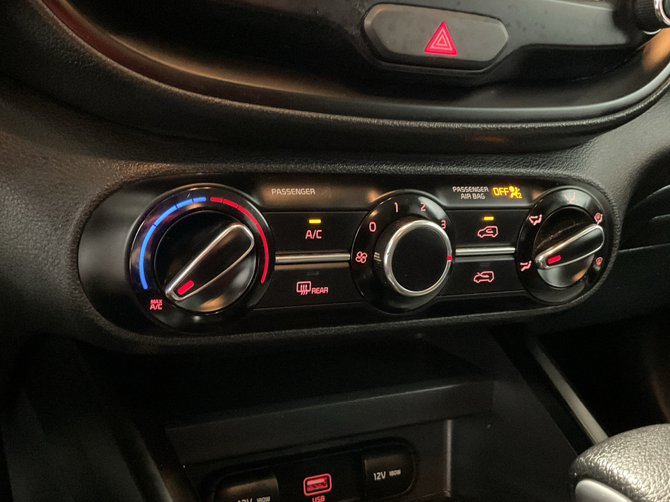 2022 Kia Soul LX CVT