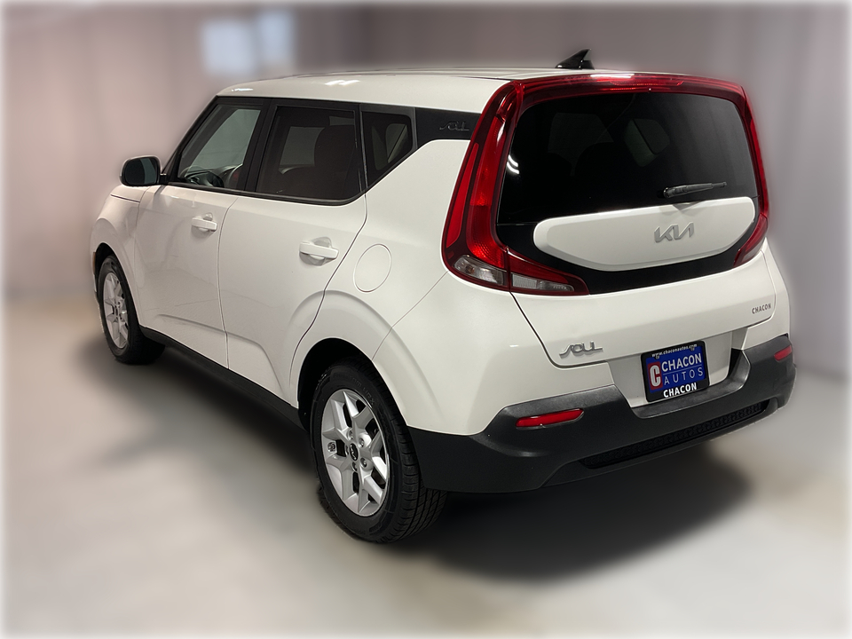 2022 Kia Soul LX CVT