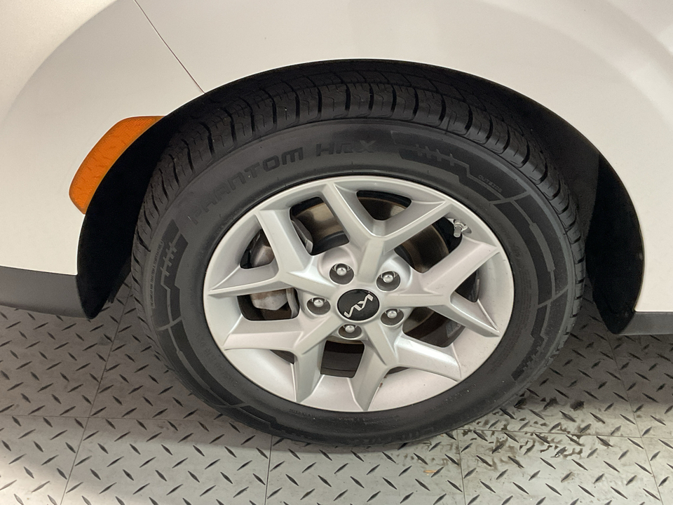 2022 Kia Soul LX CVT