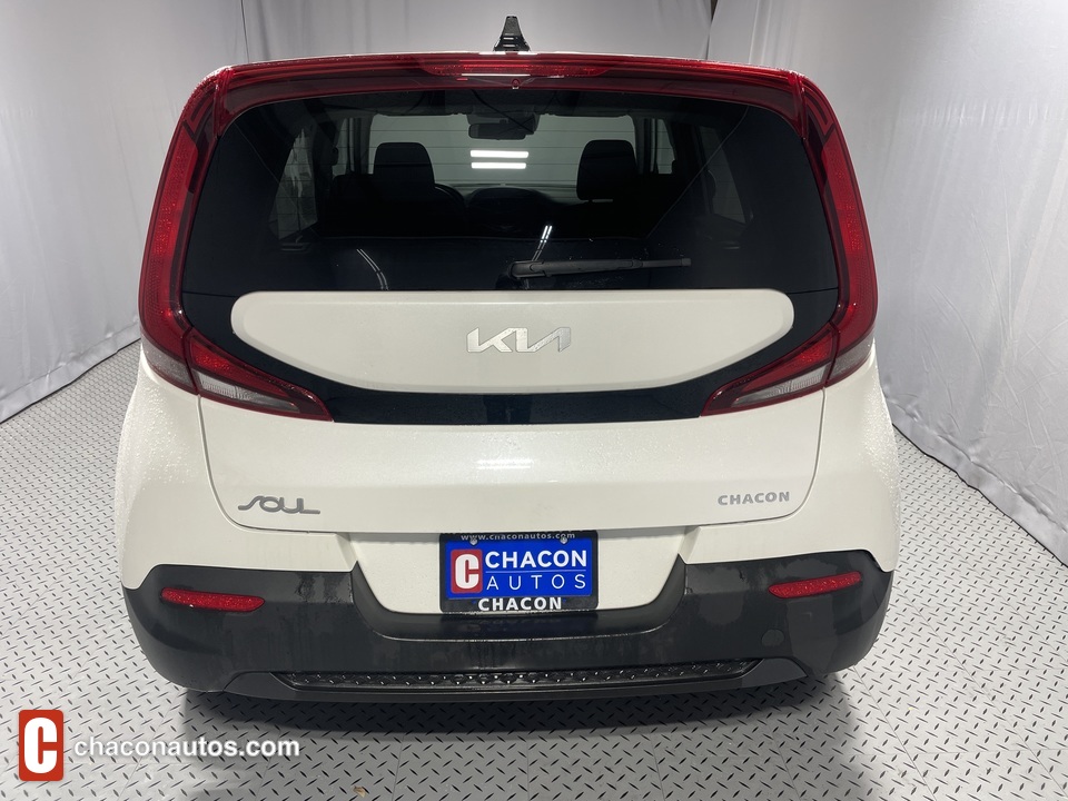 2022 Kia Soul LX CVT